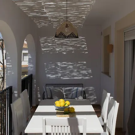 Casa Flora Con Piscinas En *