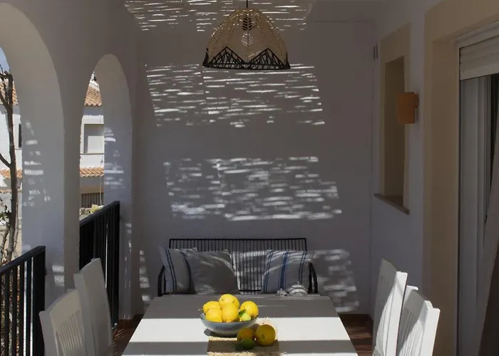 Casa Flora Con Piscinas En *