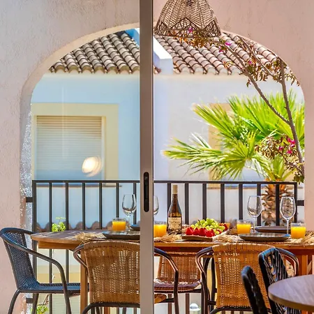 Apartamento Casa Flora Con Piscinas En *