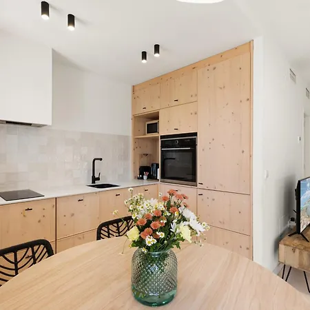 Casa Flora Con Piscinas En Calpe