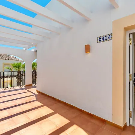 Casa Flora Con Piscinas En Apartamento *